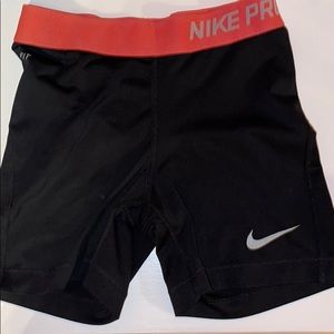 Black Nike Pros